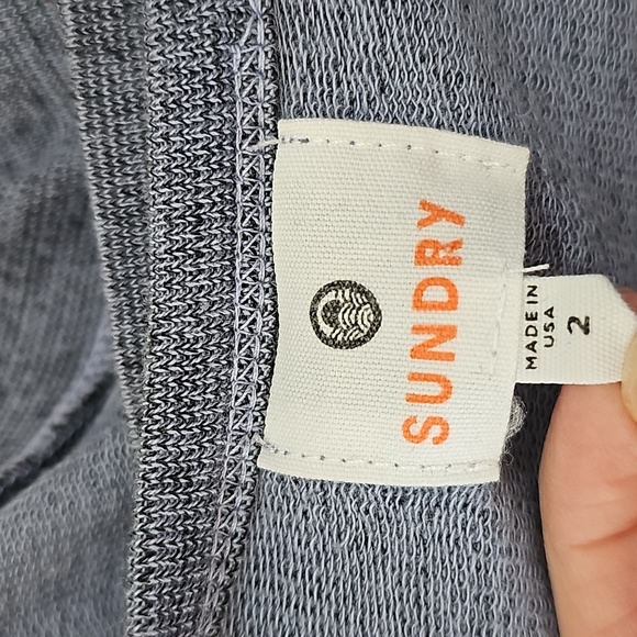 Blue camo oversized sweatshirt -fits 6-8 - Picture 4 of 5